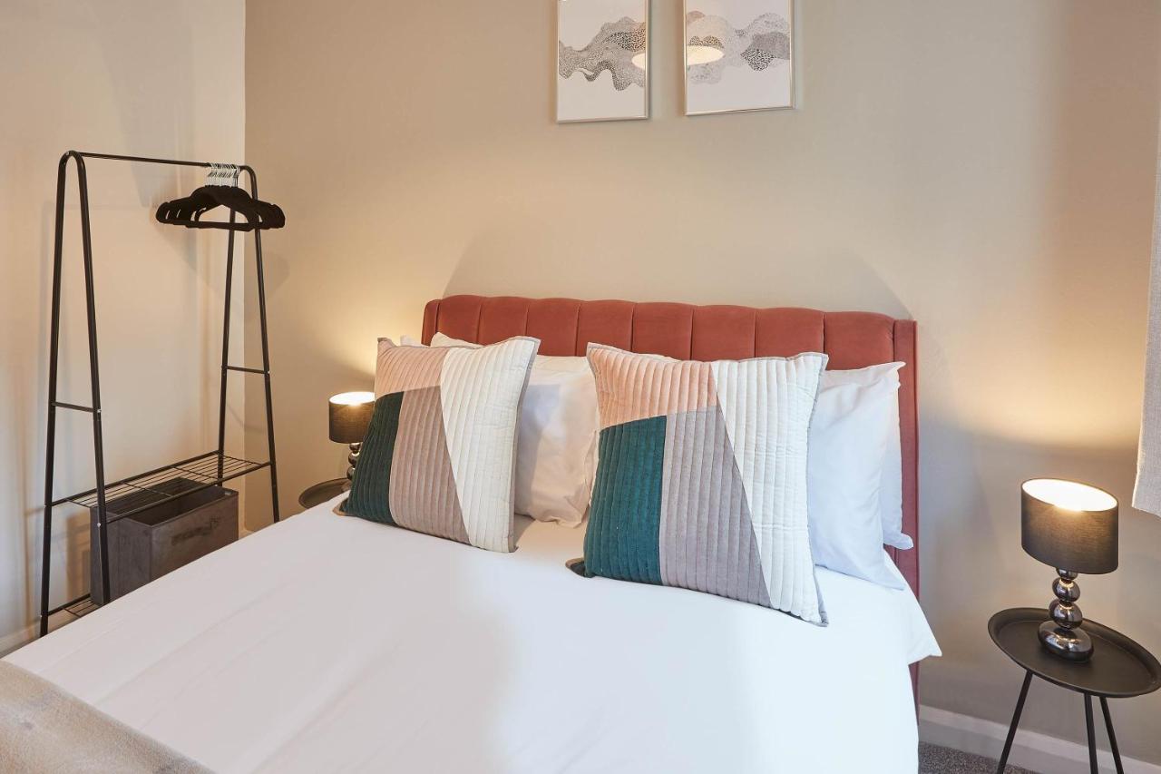 Host & Stay - Endeavour Apartments Вітбі Екстер'єр фото
